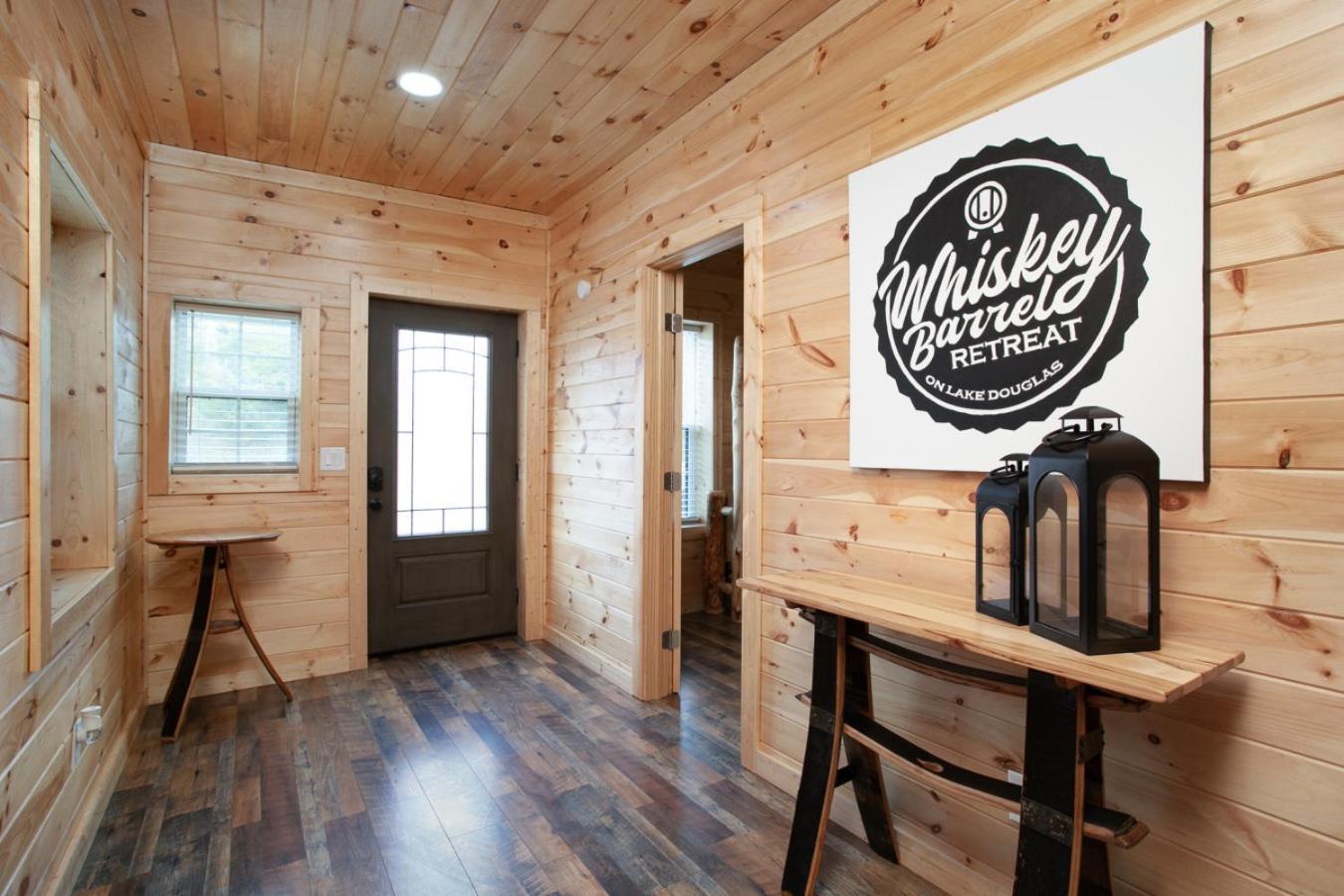 Whiskey Barrel W Hot Tub Arcade Game Fire Pit Villa Sevierville Exterior photo